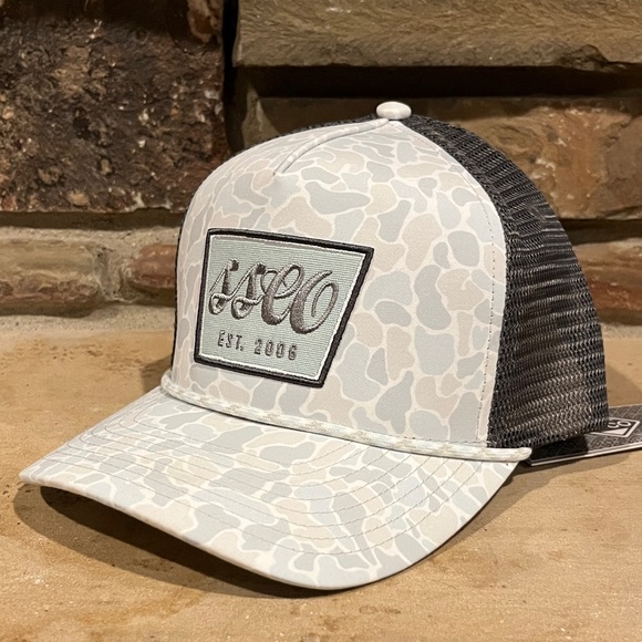 SSCO Southern Shirt Company Rope Trucker Hat with Mesh Back in River Rock Camo - Picture 1 of 6